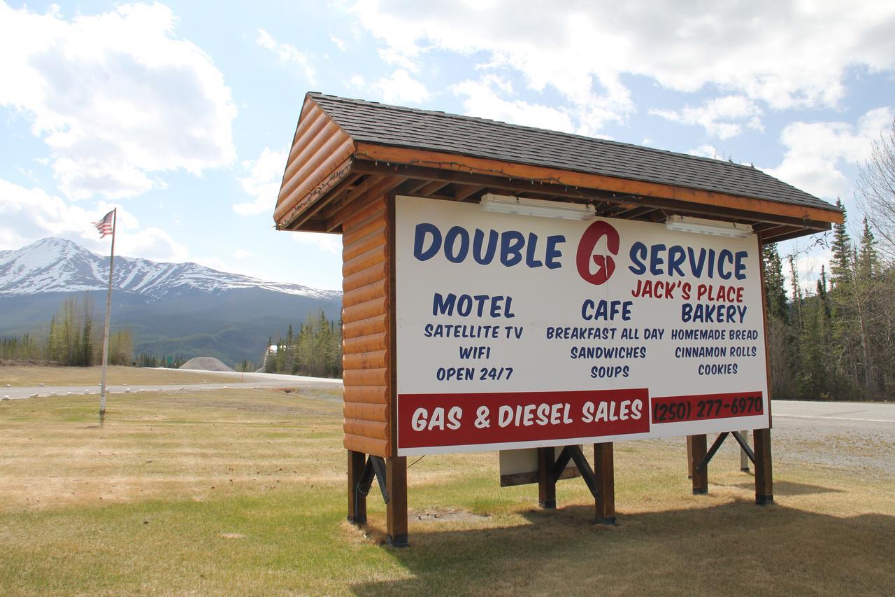 Double G Service Muncho Lake Exterior foto