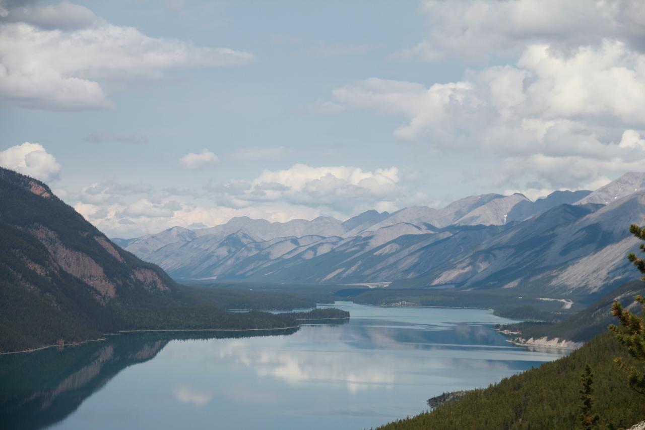 Double G Service Muncho Lake Exterior foto